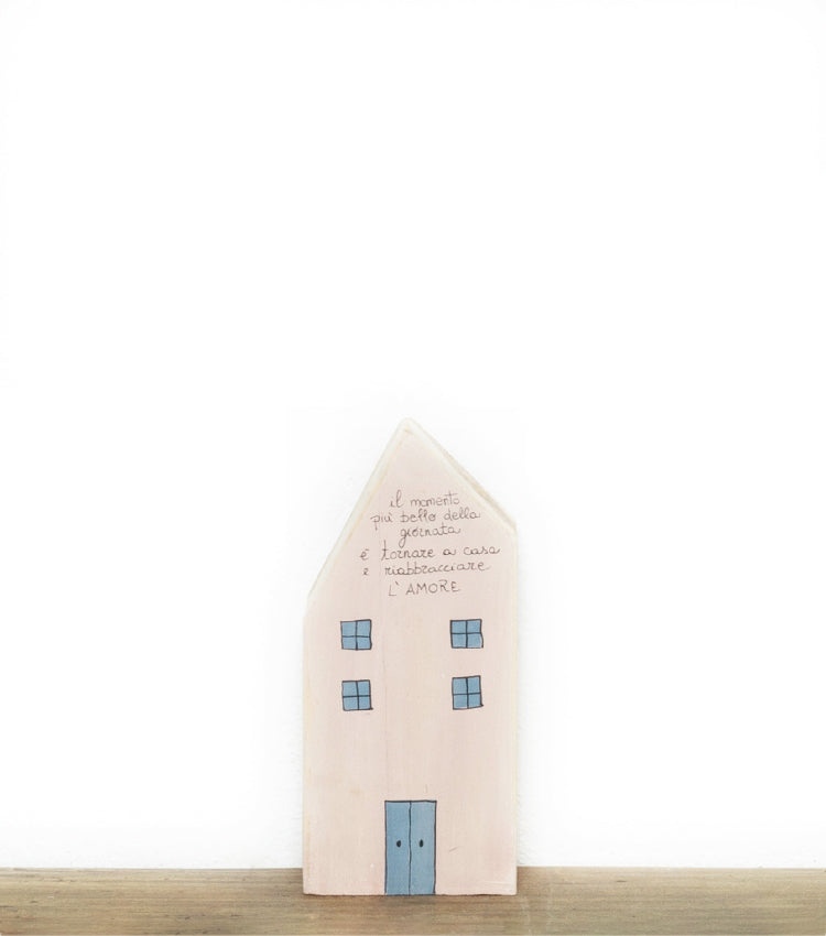 Casa ferma-libri "il momento più bello della giornata è tornare a casa e riabbracciare L'AMORE" in legno