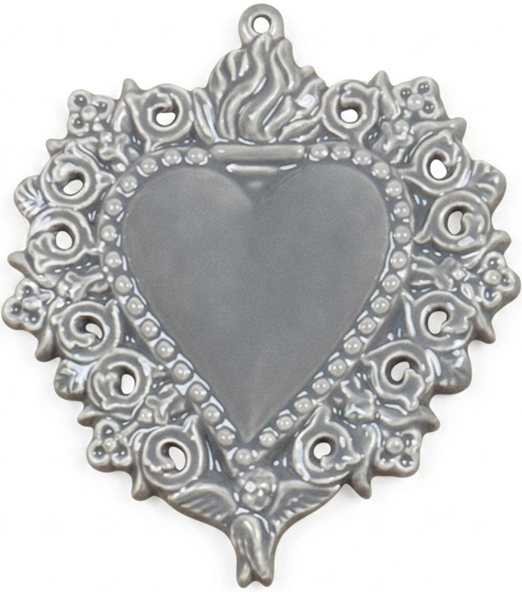 Cuore "Ex Voto" grigio con un Angioletto e Decorazioni in ceramica
