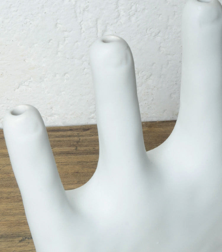 "Vaso con le Dita Alzate" in ceramica
