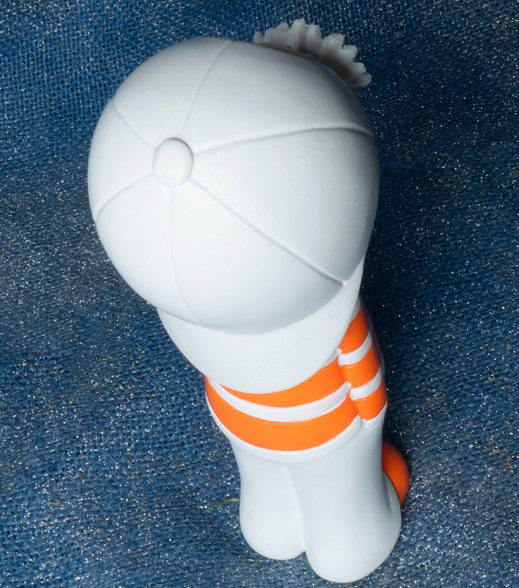 "Bambino con una Margherita" in resina