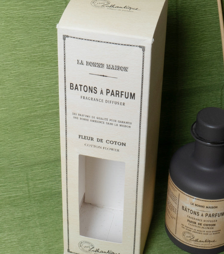 Fragranza d'Ambiente con Bastoncini in legno alla profumazione "Fiori di Cotone" da 200 ml