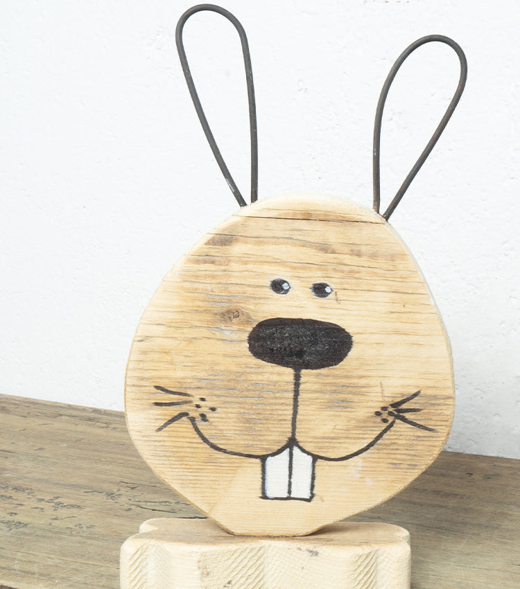"Charlie il Coniglietto" in legno e metallo