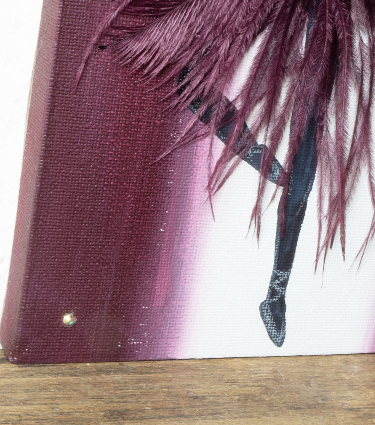 Quadro in tela con una Ballerina, piume di Struzzo, fiori essiccati e brillantini