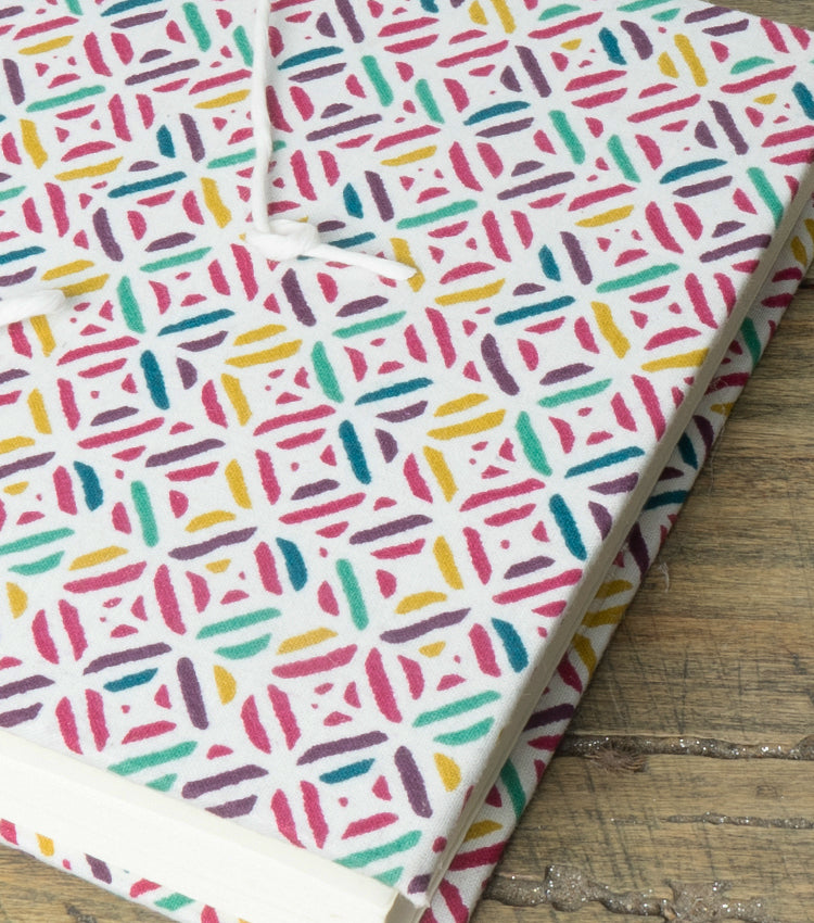 Album in cotone con Disegni e spago