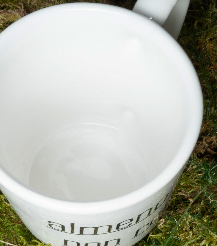 Tazza "almeno a Natale non romperle!" in ceramica