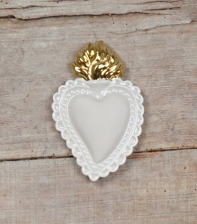 Cuore "Ex Voto" beige con la Fiamma Laccata in ceramica