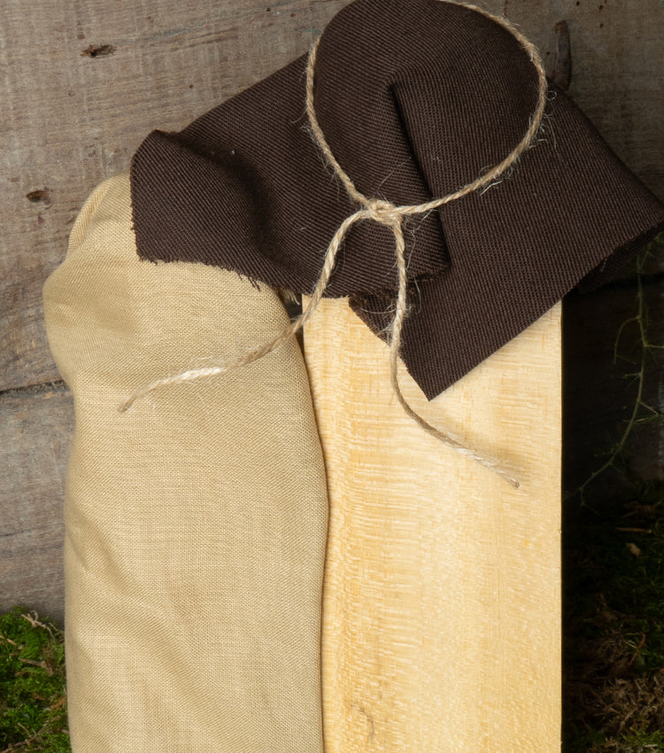 "Natività" in legno, cotone e spago