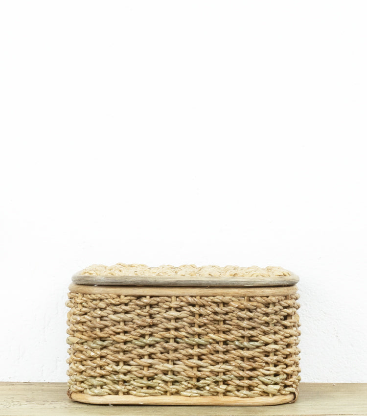 Cesto con coperchio in vimini e legno piccolo