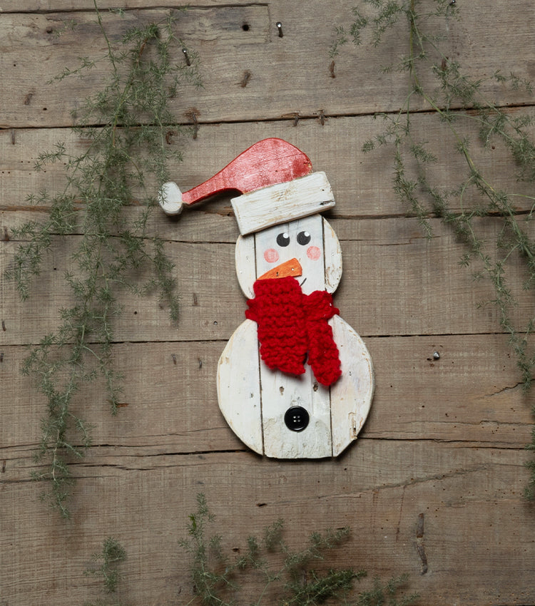 Pupazzo di Neve in legno, lana e bottoni