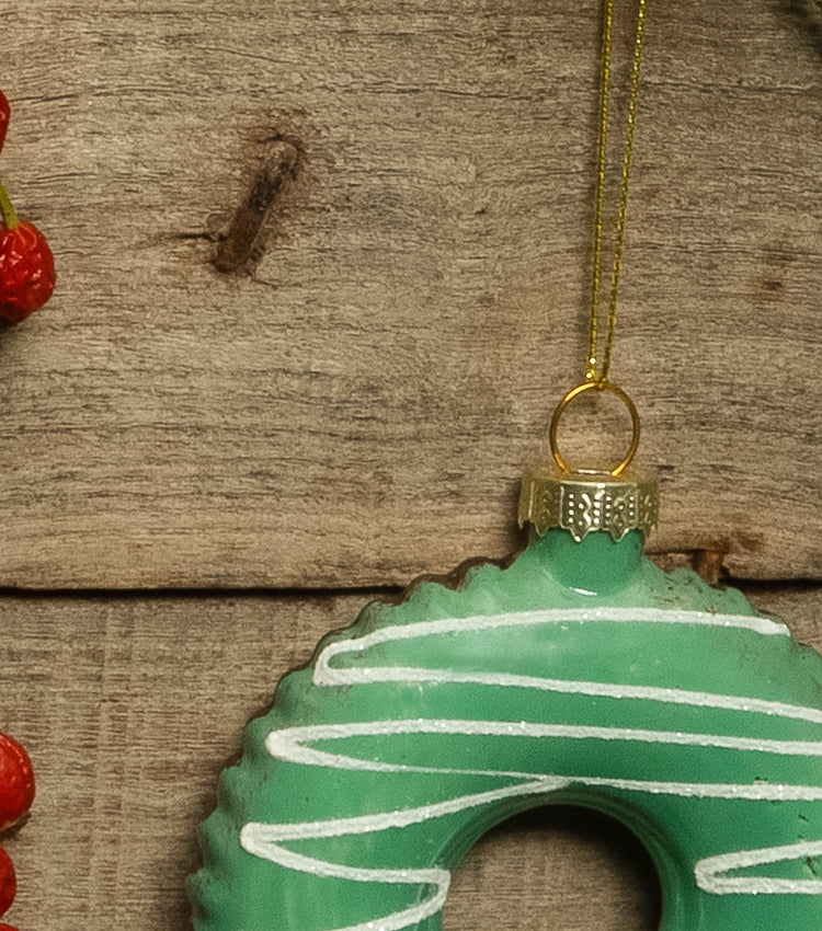 "Donut Natalizia Glassata Verde" in vetro e metallo
