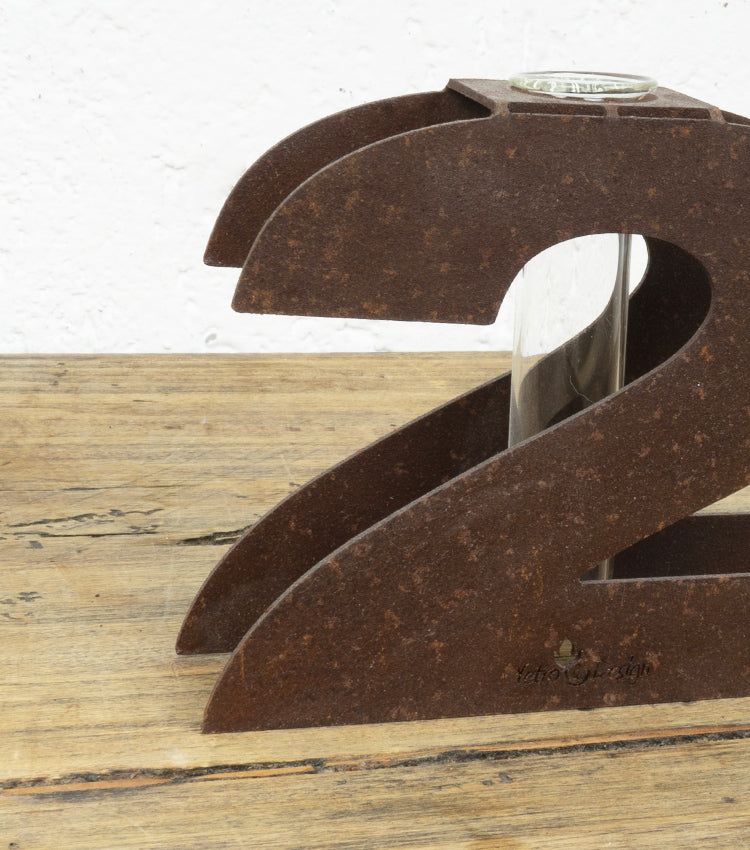 "Numero 2 Porta-Fiori/Essenze" in corten