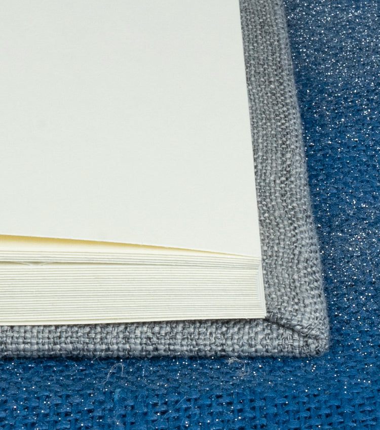 Album in lino con bambolina