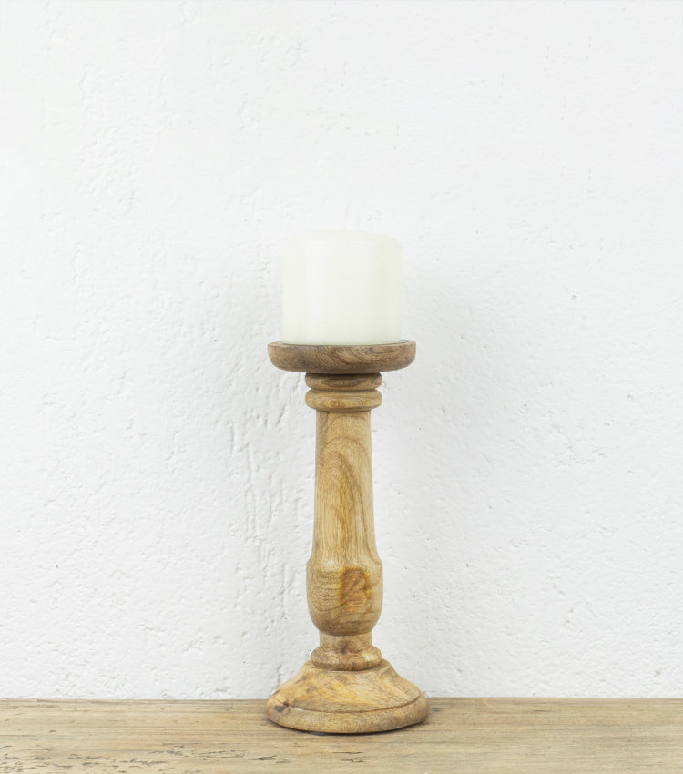 Candeliere in legno