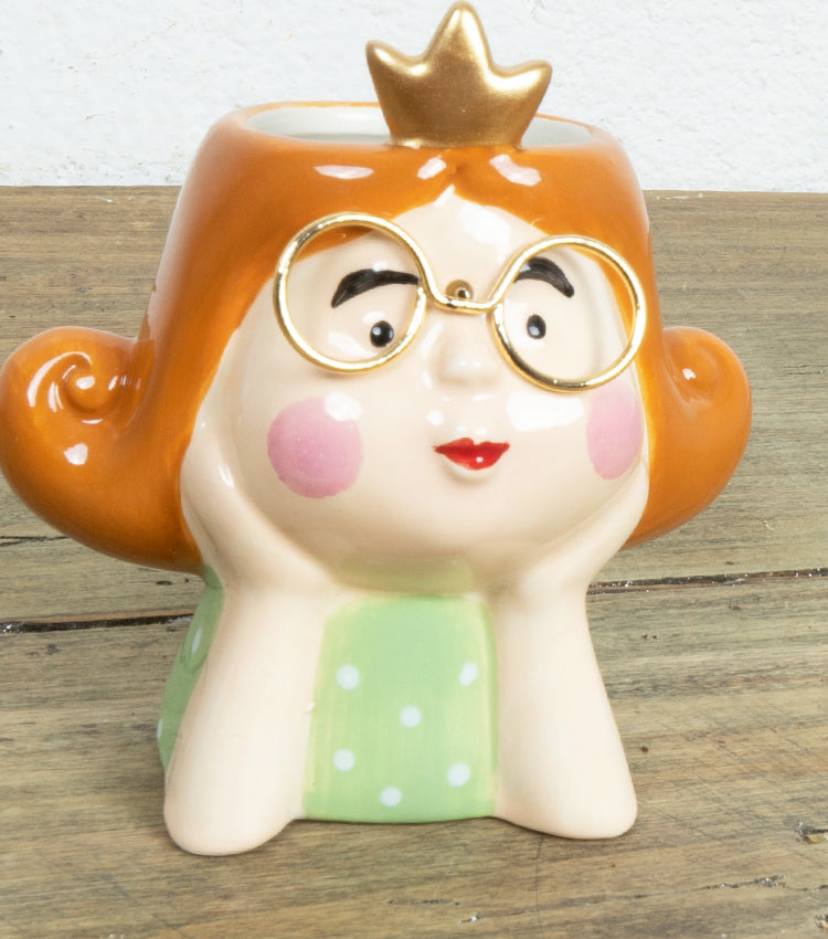 Vasetto con volto di una donna con occhiali e coroncina in ceramica e metallo