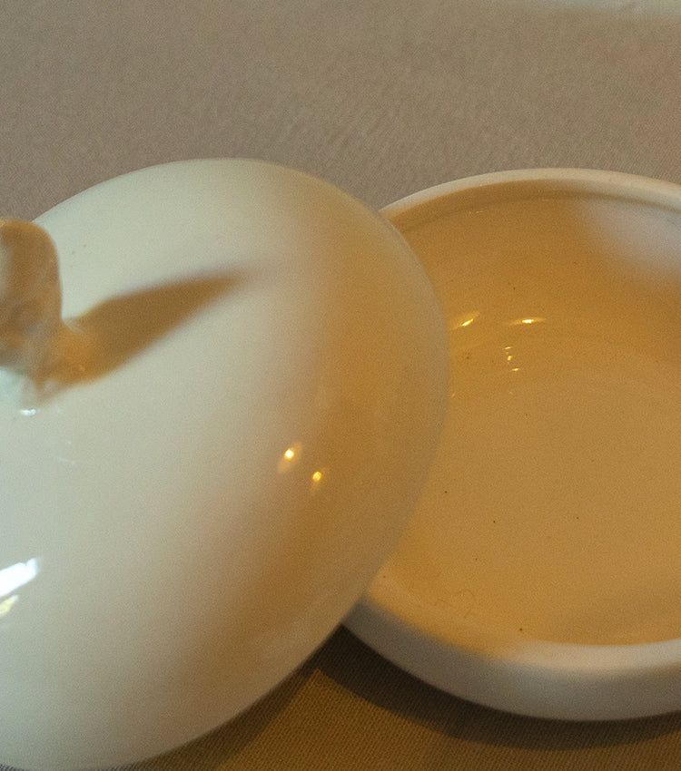 Porta-formaggio in ceramica