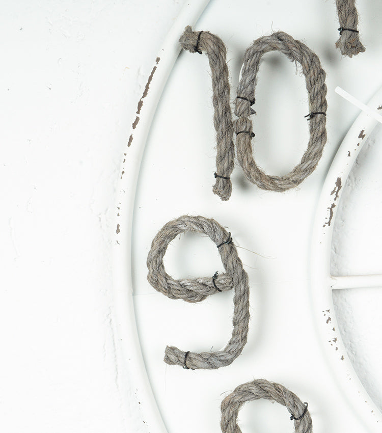 Orologio in metallo e corda piccolo