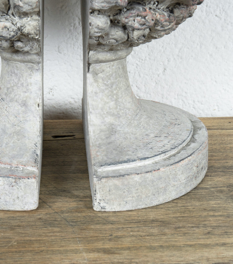 Pigne ferma-libri in resina