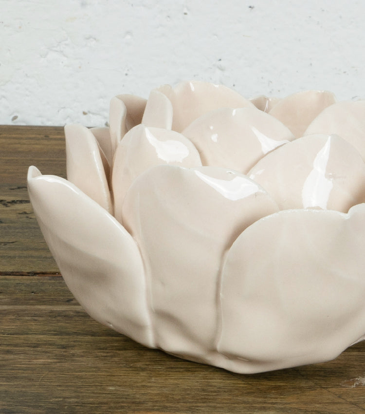 Rosa porta-candela in ceramica