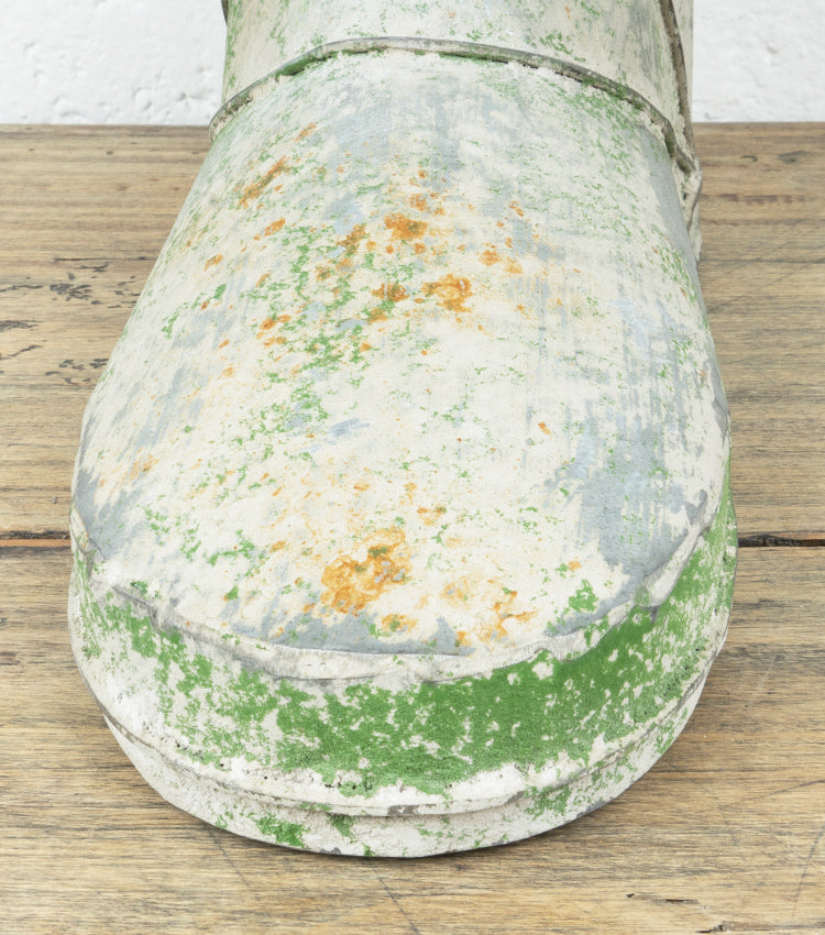 Scarpa porta-oggetti con tacco in latta