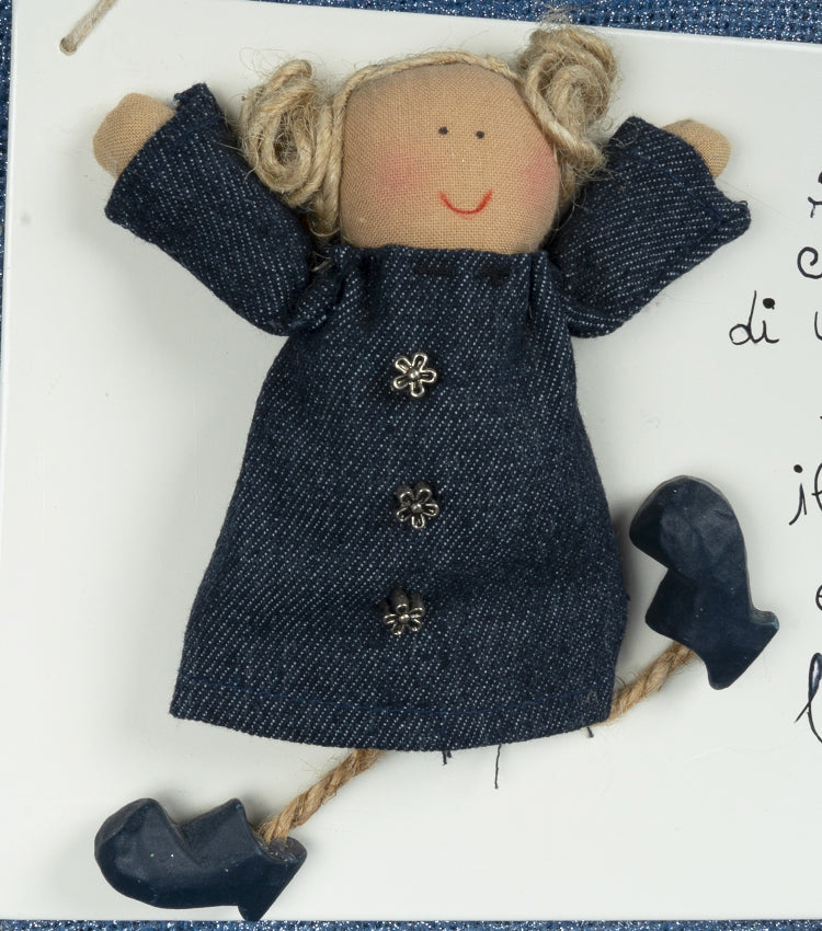 Targhetta "Il sorriso di un bambino SCIOGLIE il Cuore e calma l'ANIMA" con bambola in metallo