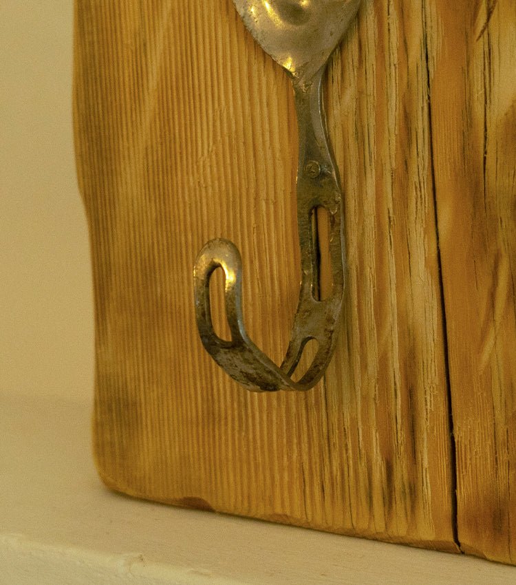 Appendi-tutto da cucina in legno con cucchiaio