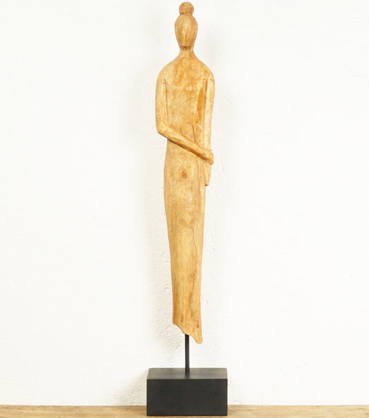 Scultura di una Donna in legno