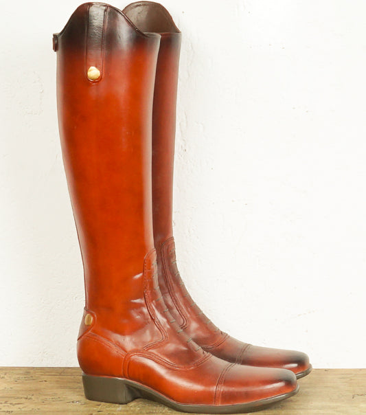 "Stivali Porta-Ombrelli" in resina