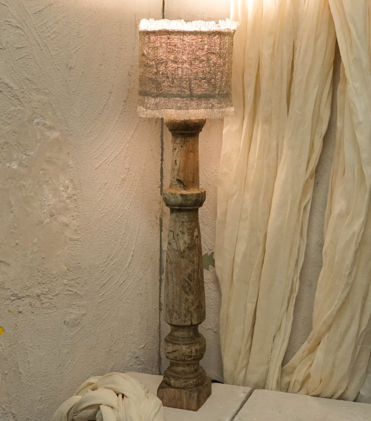 Lampada Vintage in legno