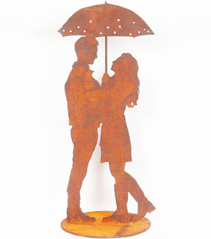 "Gli Innamorati sotto la Pioggia" in corten