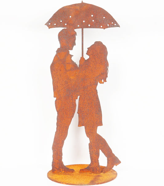 "Gli Innamorati sotto la Pioggia" in corten