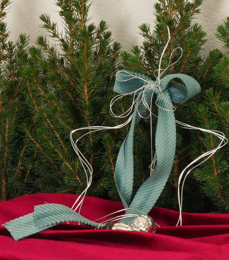 Stellina Natalizia in fil di ferro con Sfere