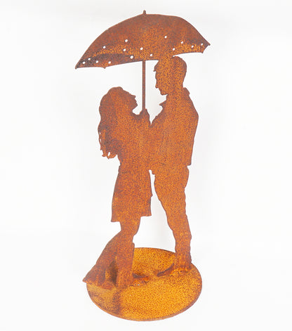 "Gli Innamorati sotto la Pioggia" in corten