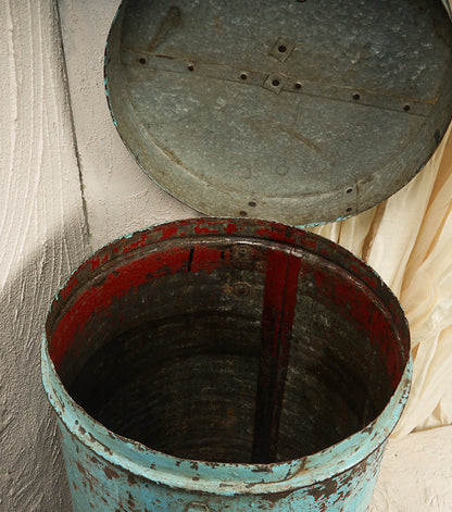 Barile Vintage in metallo