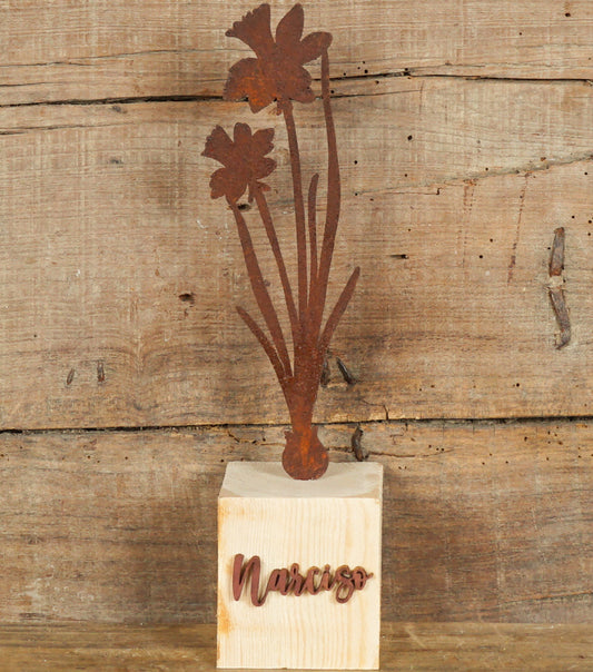 Narciso in corten con Nome e Base in legno