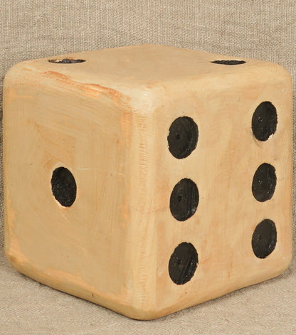 Dadone marrone in legno grande