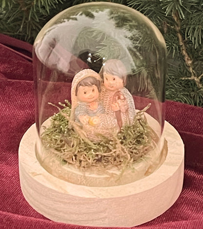 "La Natività nella Boule" in vetro e legno piccola con il muschio