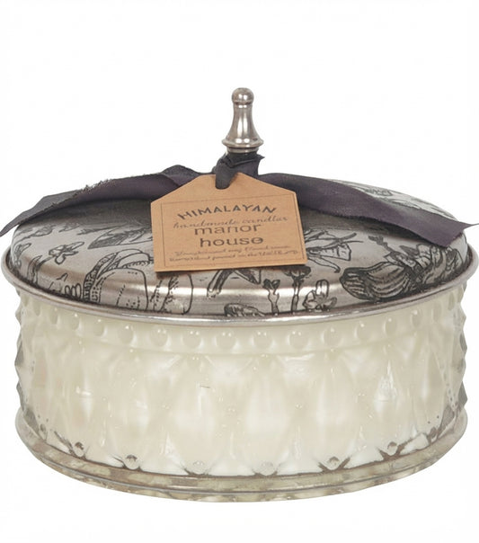 Candela Vintage Profumata in vetro e metallo alla fragranza "Manor House" (Note di testa: Bergamotto, Gelsomino, Rosa ~ Note di fondo: Muschio, Ambra, Legno di Sandalo)