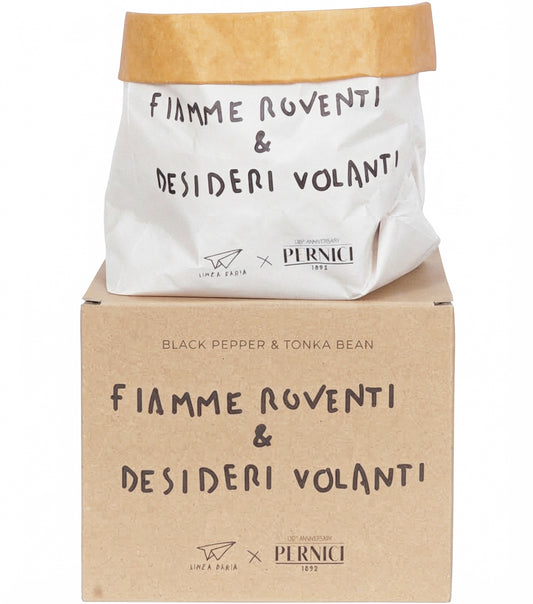 Candela Profumata nel Cartoccio "FIAMME ROVENTI & DESIDERI VOLANTI" alla fragranza "Pepe Nero e Fava Tonka"