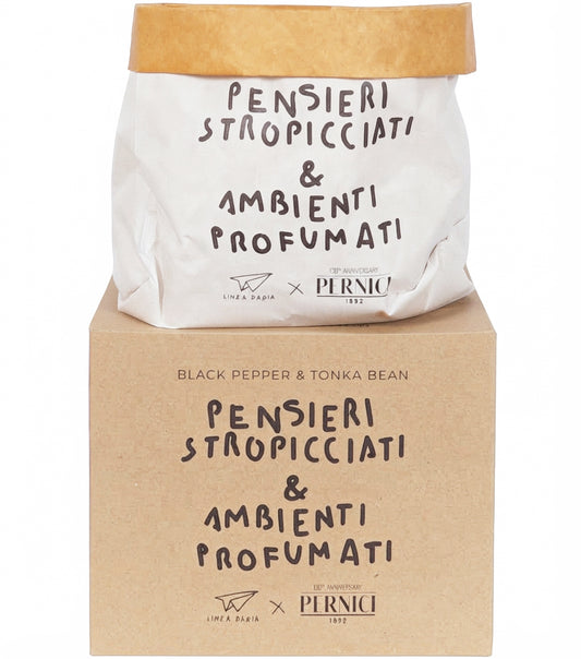 Candela Profumata nel Cartoccio "PENSIERI STROPICCIATI & AMBIENTI PROFUMATI" alla fragranza "Pepe Nero e Fava Tonka"