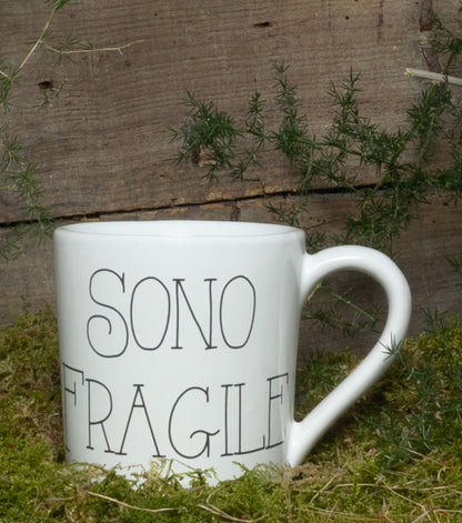 Tazza "SONO FRAGILE" in ceramica