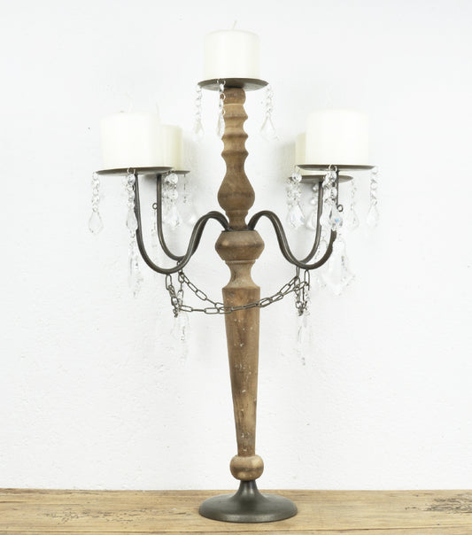 Candelabro in legno e metallo con perline