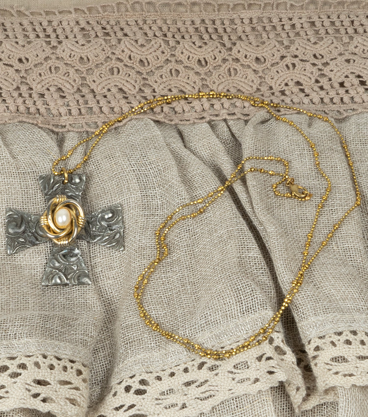 Collana Tiffany con Croce Celtica e perla