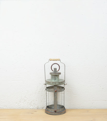 Lanternina porta-candela piccola in vetro e latta