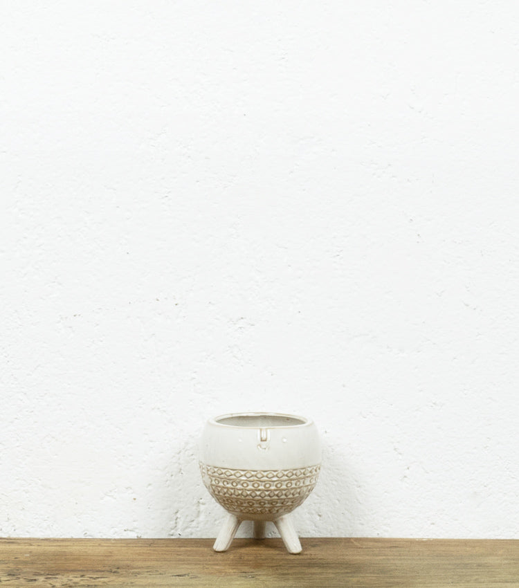 Vasetto con volto e piedi in ceramica